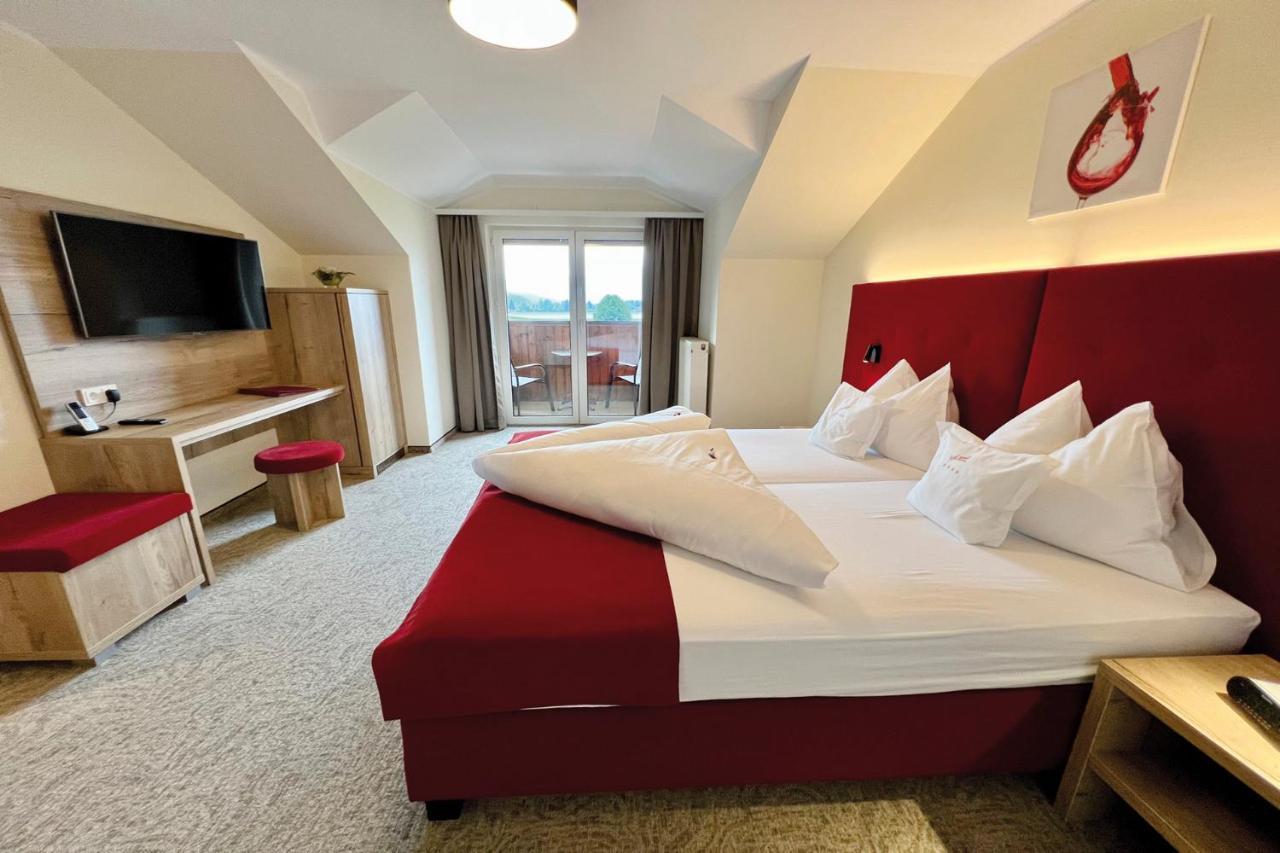 Hotel Pachernighof Velden am Wörthersee Eksteriør billede